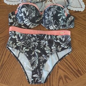 Venus Bandeau Bikini Top Size C High Waist Bottom Size 6